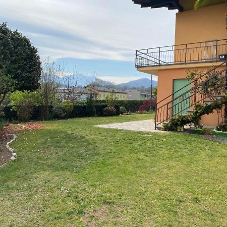 Casa Vacanza Veronica Con Giardino Verbania Ngoại thất bức ảnh