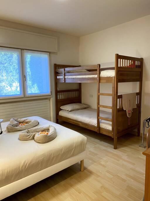 Casa Vacanza Veronica Con Giardino Verbania Ngoại thất bức ảnh